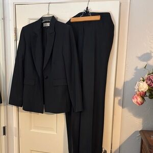 Travis Ayers Elegant Charcoal Suit